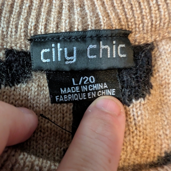 City Chic Zebra Print Sweater w/ Puff Sleeve, Women's L/20, So Soft! - Picture 3 of 5